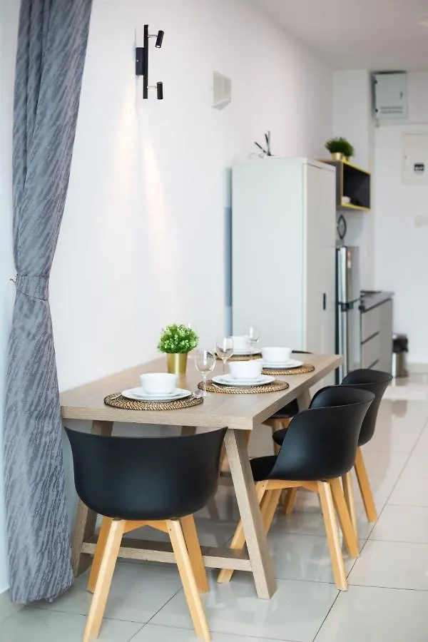 Maritime Suite Apartment By Dwell George Town