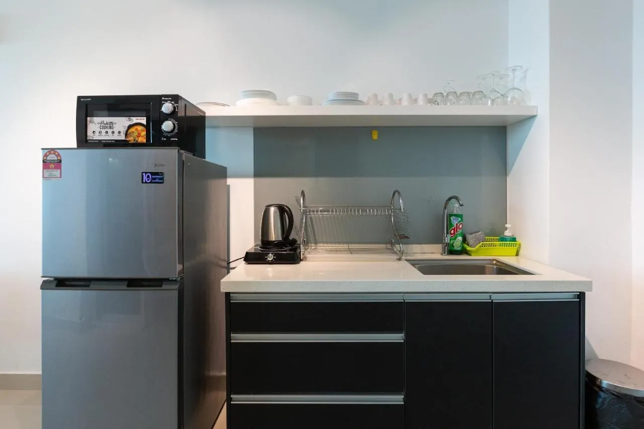 Maritime Suite Apartment By Dwell George Town